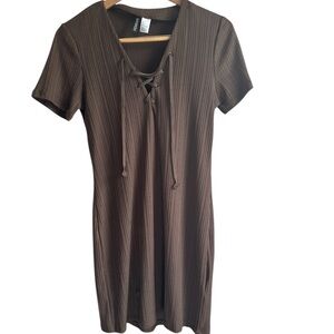 H&M Chocolate Ribbed Knit Top